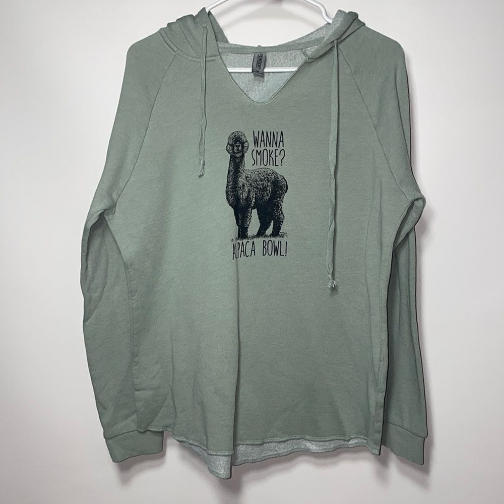 Alpaca bowl! Lit sweatshirt